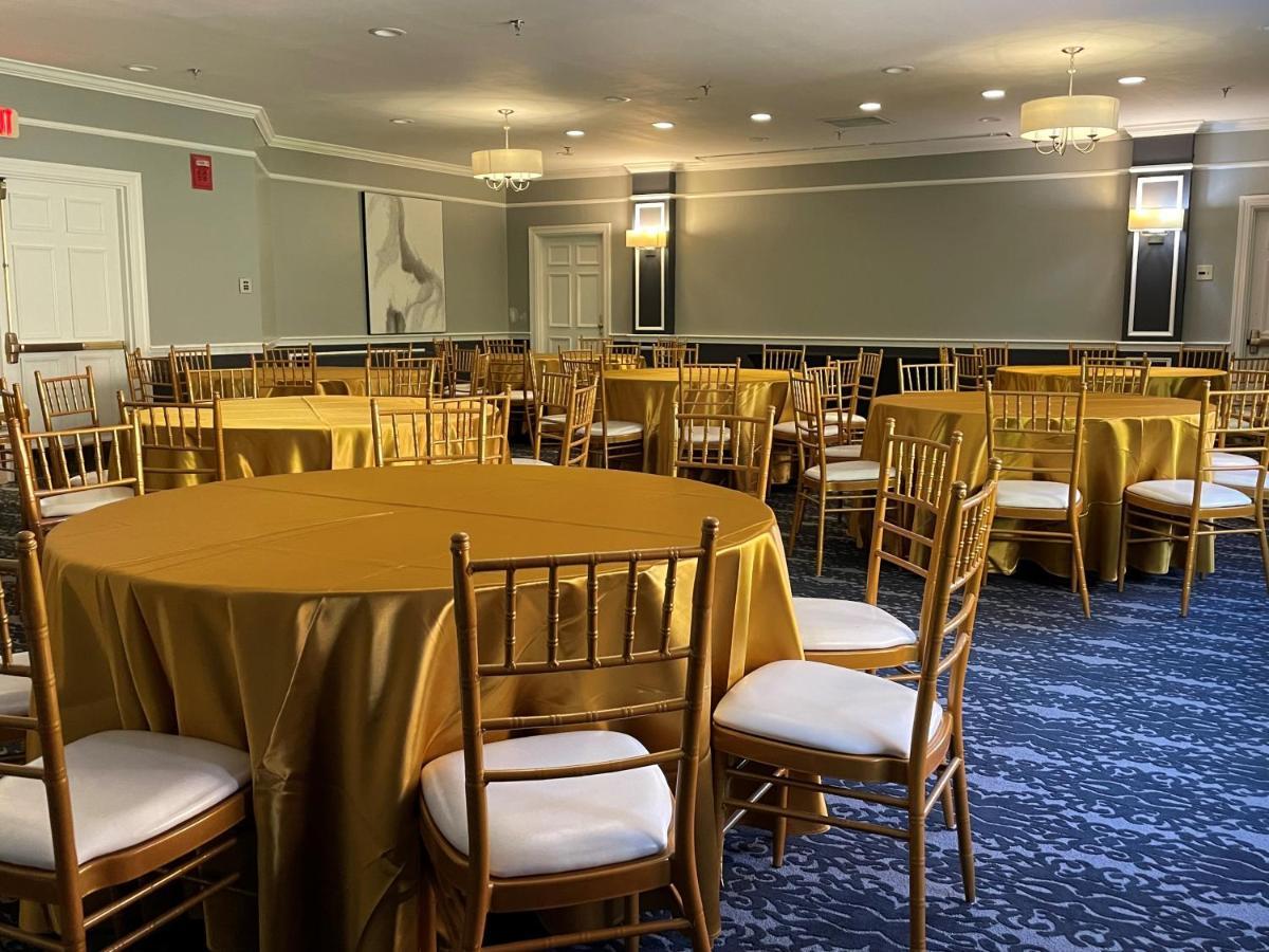 Chateau Merrimack Hotel & Spa Tyngsboro Εξωτερικό φωτογραφία