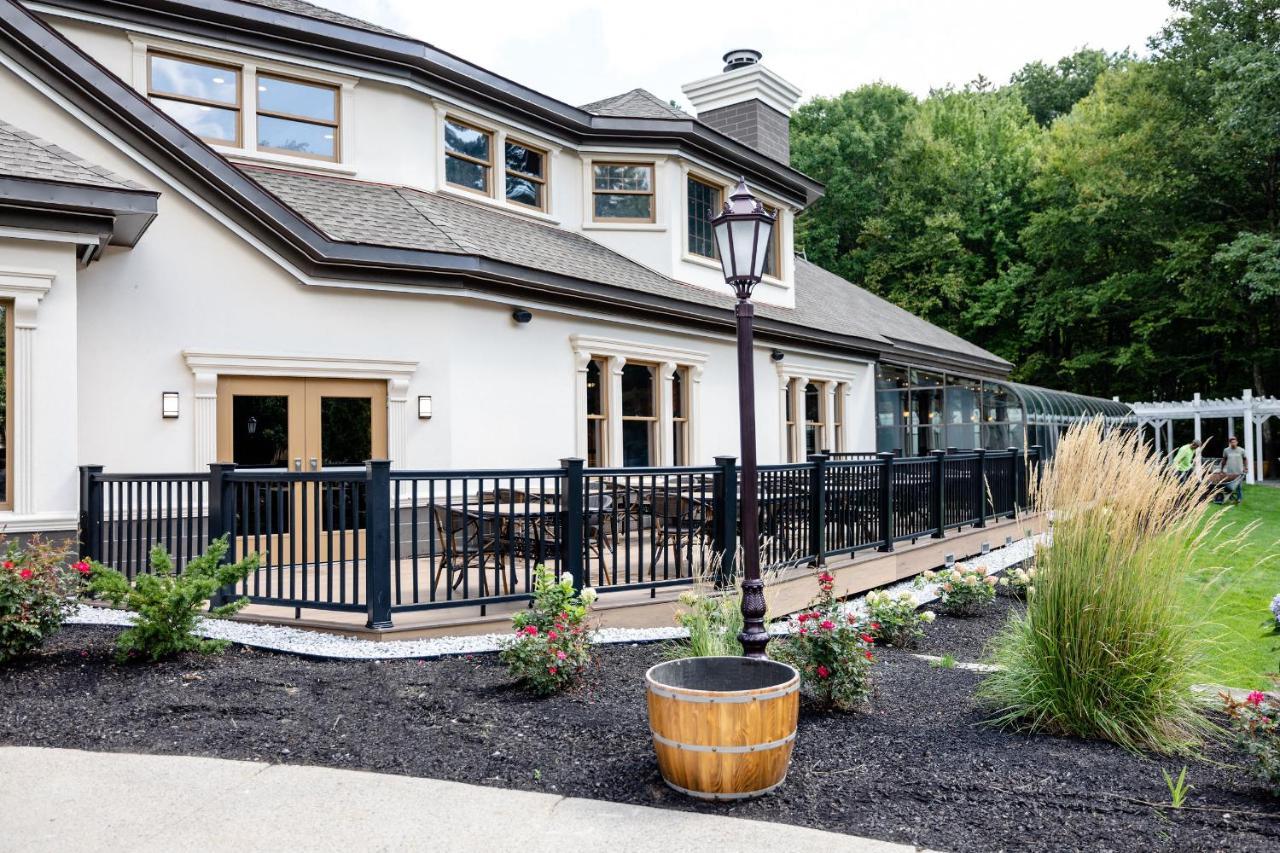 Chateau Merrimack Hotel & Spa Tyngsboro Εξωτερικό φωτογραφία